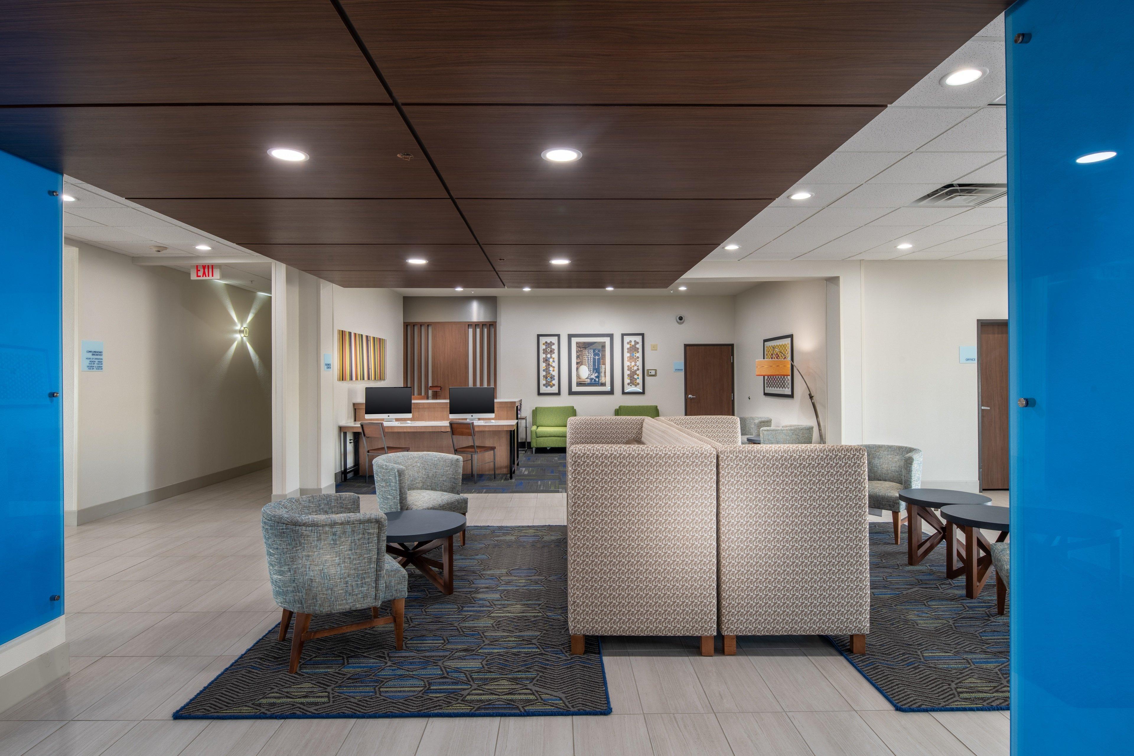 Holiday Inn Express & Suites N Waco Area - West By Ihg Exterior photo