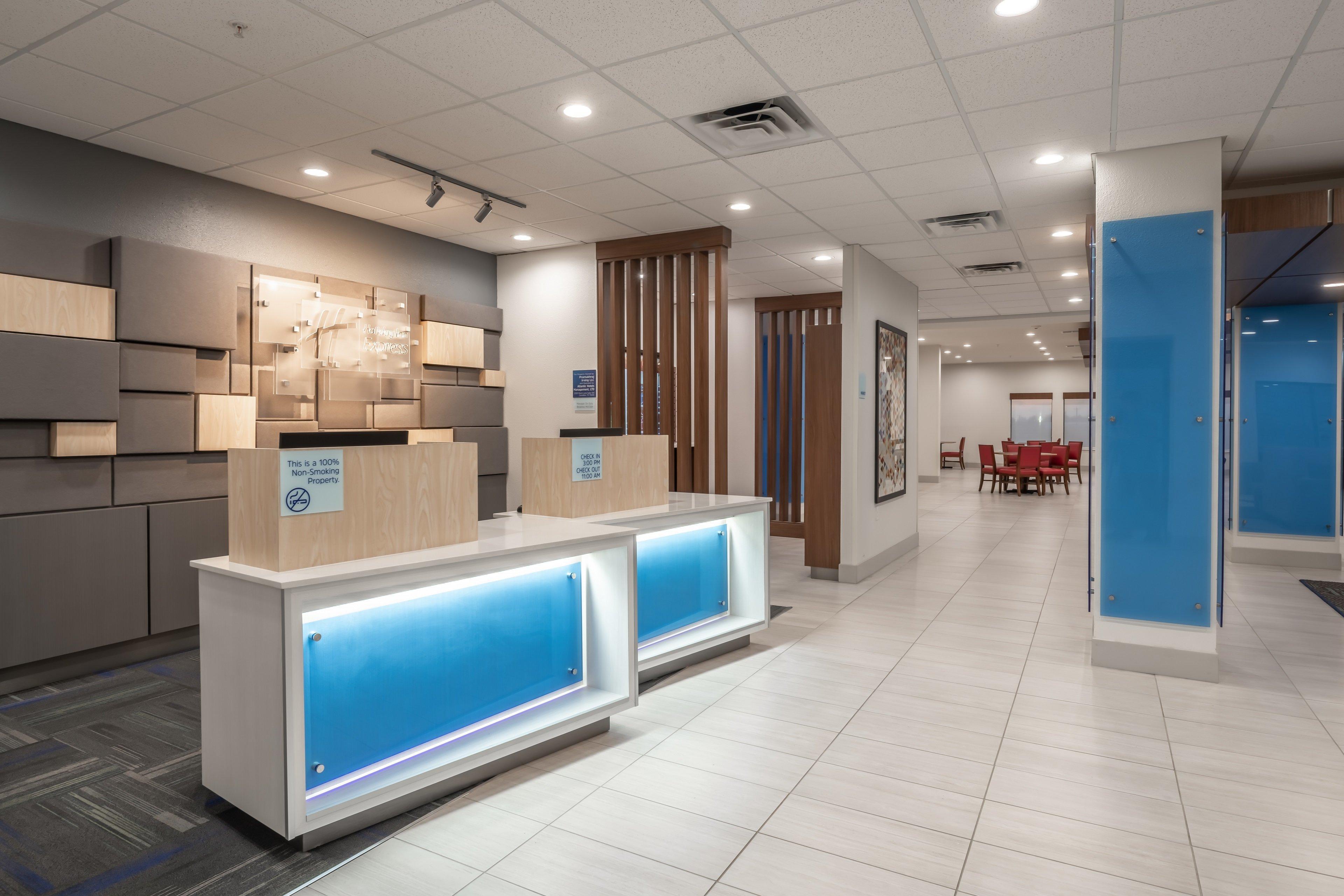 Holiday Inn Express & Suites N Waco Area - West By Ihg Exterior photo