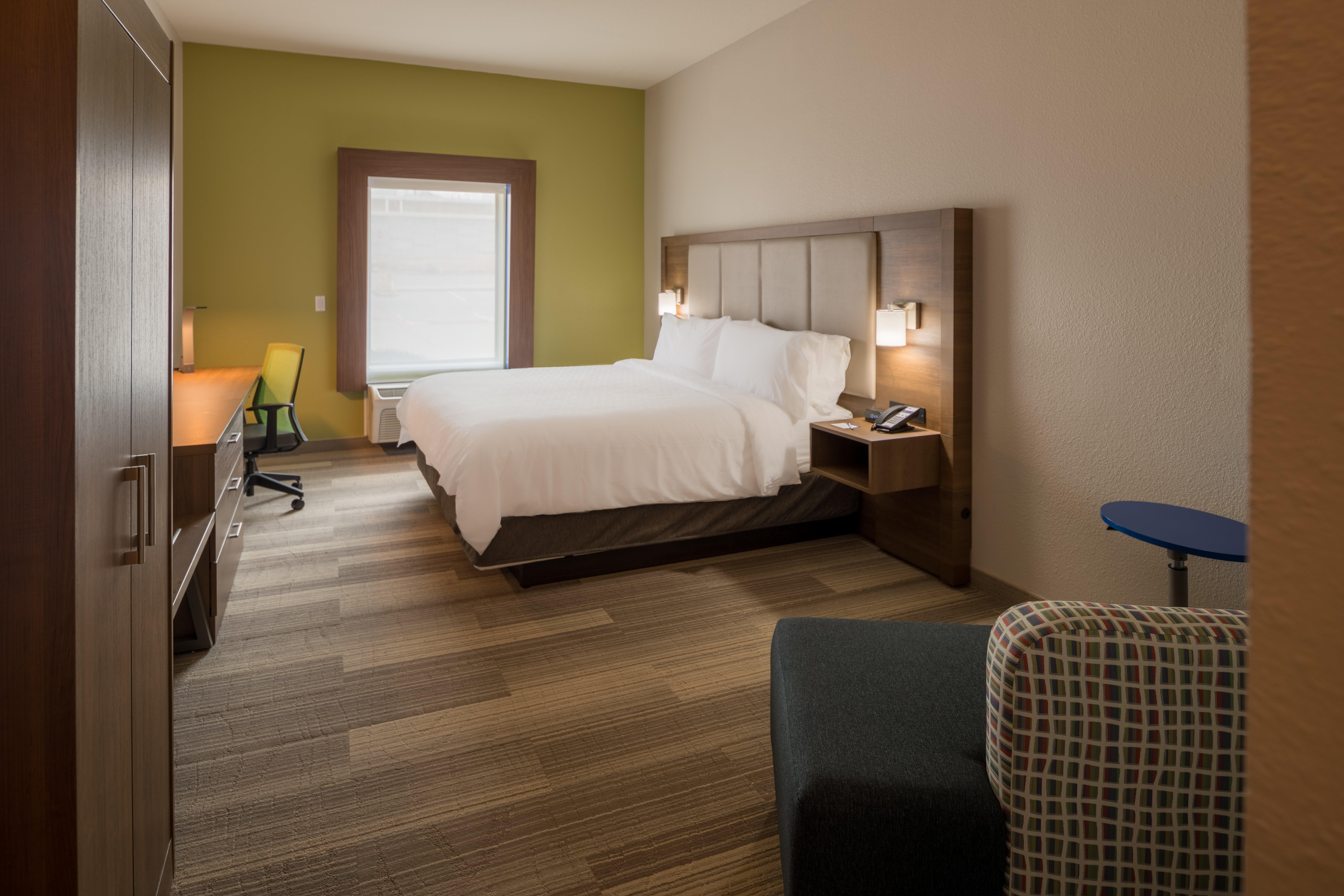 Holiday Inn Express & Suites N Waco Area - West By Ihg Exterior photo
